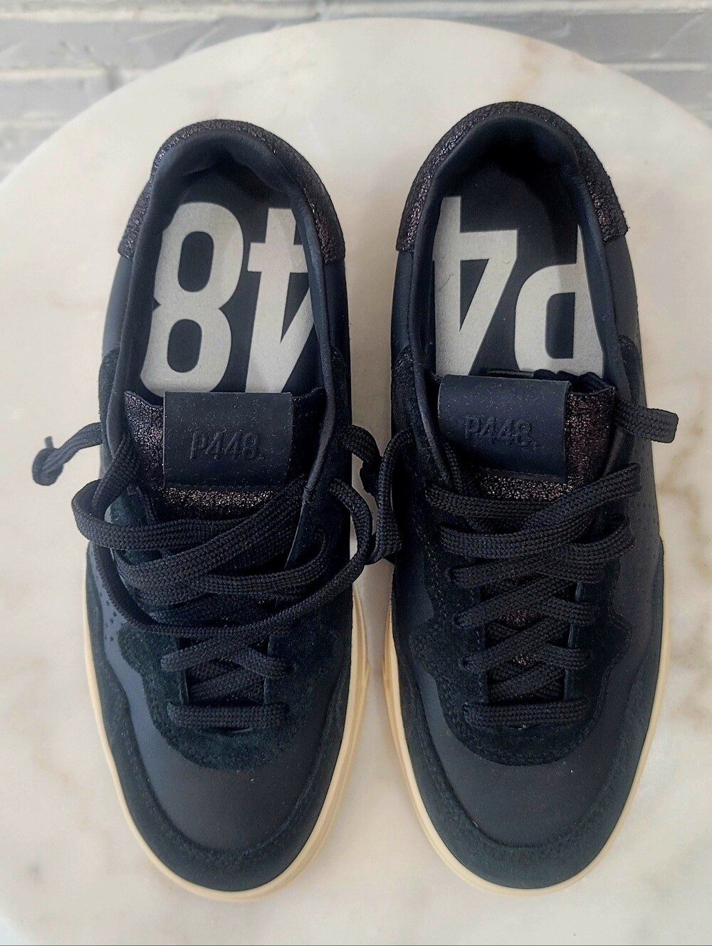 P448 Bali Low Top Sneakers Size 36